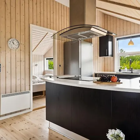 Siggi - 800m From The Sea By Interhome *