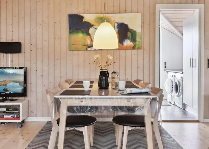 Holiday home Siggi - 800m From The Sea By Interhome *