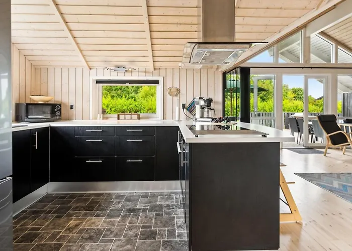 Holiday home Siggi - 800m From The Sea By Interhome